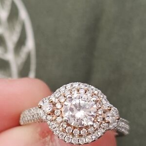 Elegant 925 Silver and Gold Diamond Ring Size 8